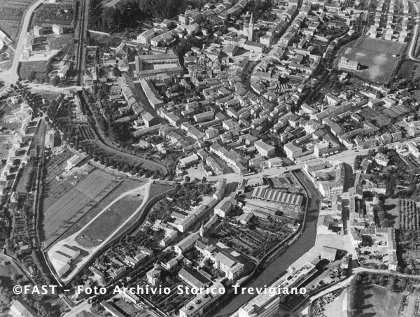 Portogruaro, veduta aerea del centro abitato